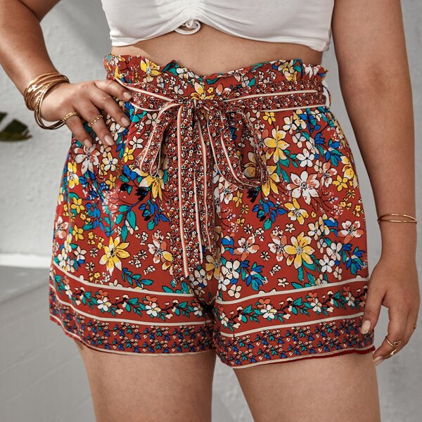 

Plus Floral Wide Leg Belted Shorts, Multicolor