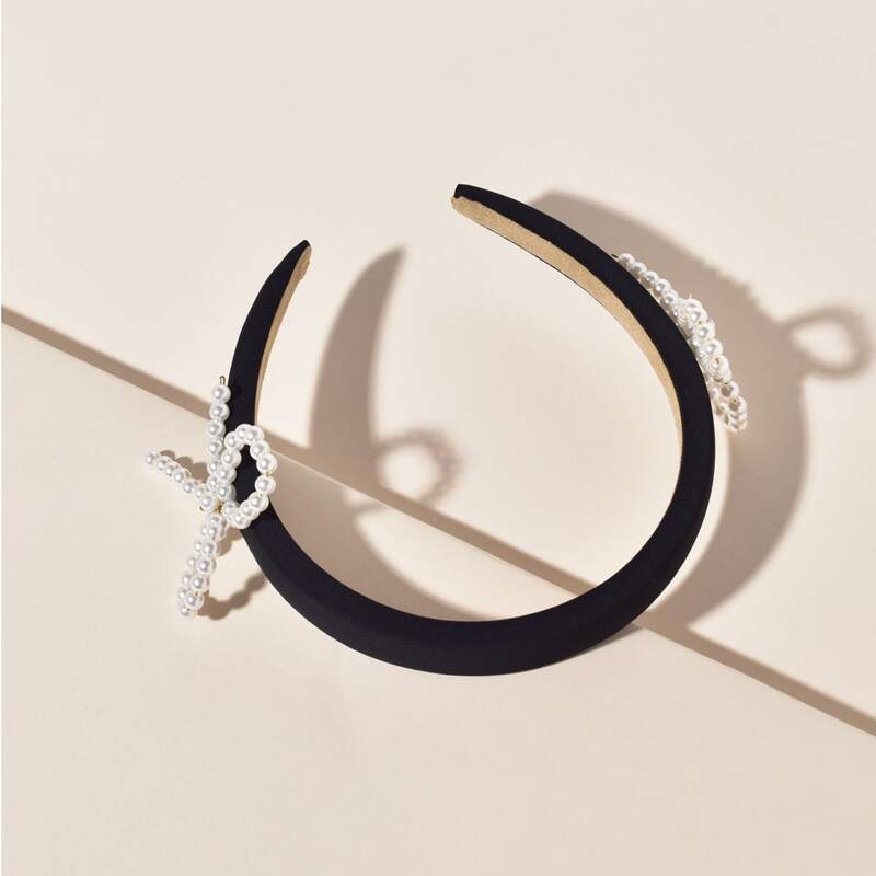 

1pc Faux Pearl Decor Hair Hoop, Black and white