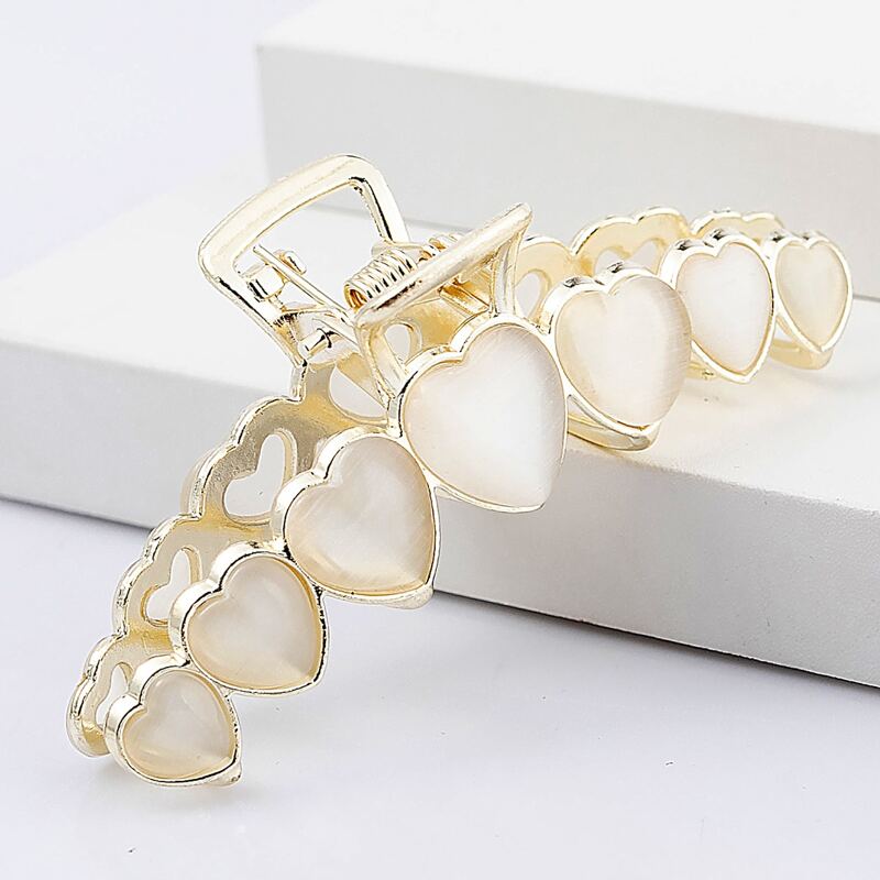 

Heart Detail Hair Claw, Gold