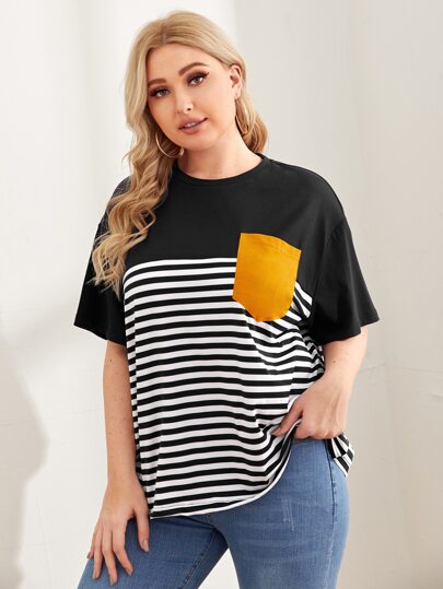 تي شيرت مخطط بجيب امامي منخفض الاكتاف مقاس كبير