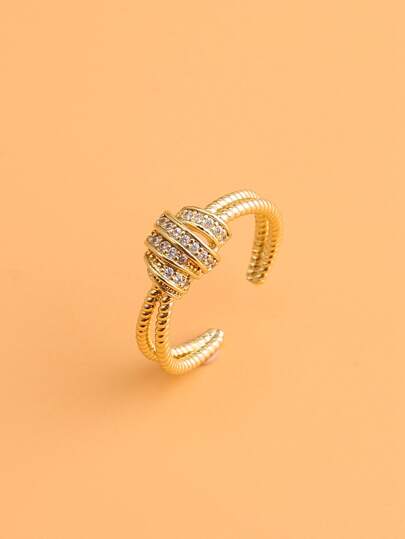 خاتم بتصميم بحجر الراين