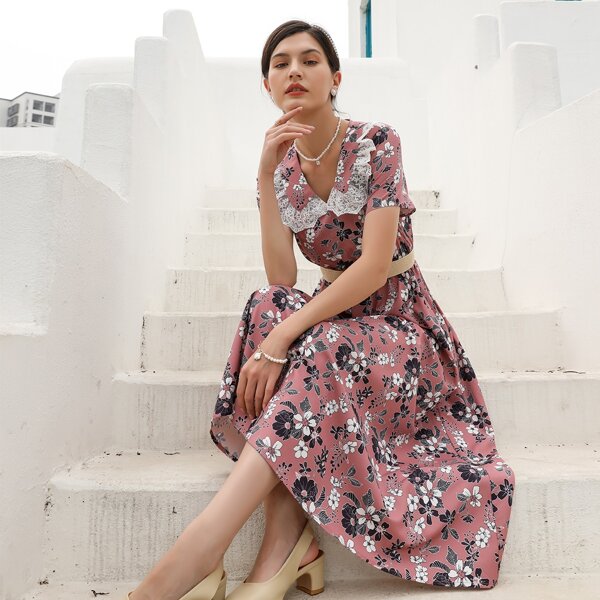 

Floral Print Lace Panel Dress Without Belt, Multicolor