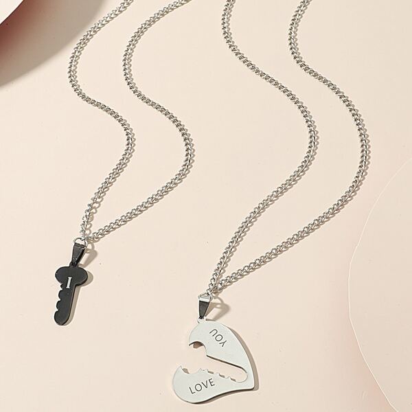 

2pcs Heart Key Charm Necklace, Multicolor