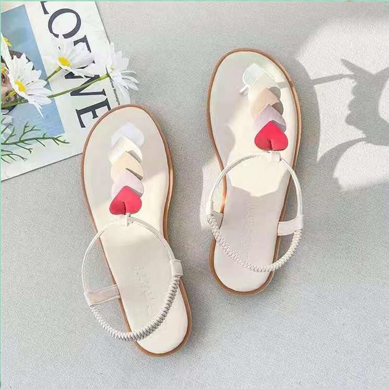 

Heart Thong Sandals, Beige