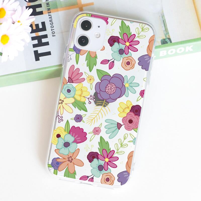 

Flower Graphic Phone Case, Multicolor