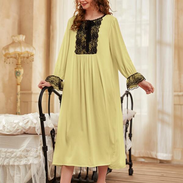 

Lace Panel Flounce Sleeve Night Dress, Yellow