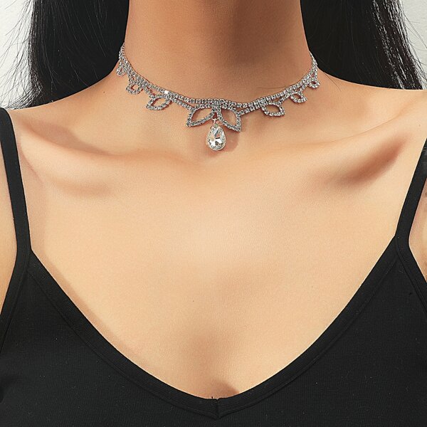 

Rhinestone Decor Choker, Silver