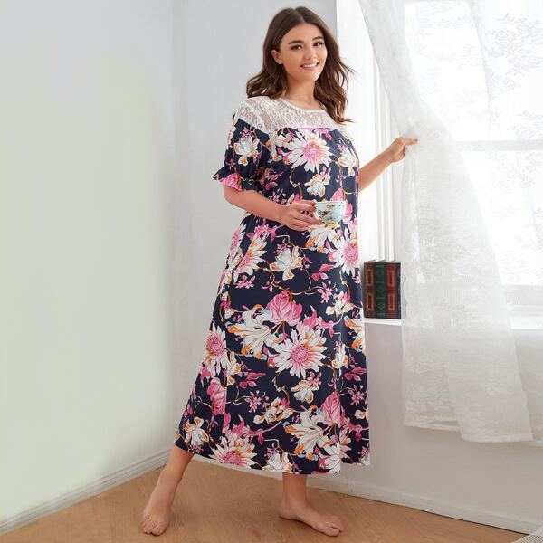 

Plus Floral Print Lace Panel Nightdress, Multicolor