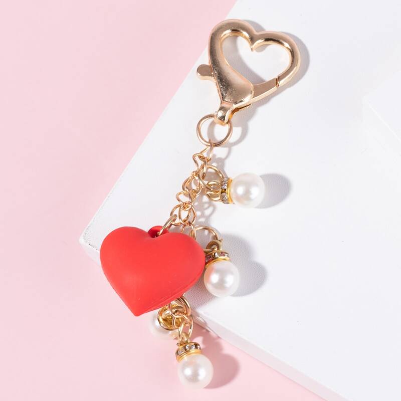

1pc Heart Keychain, Red