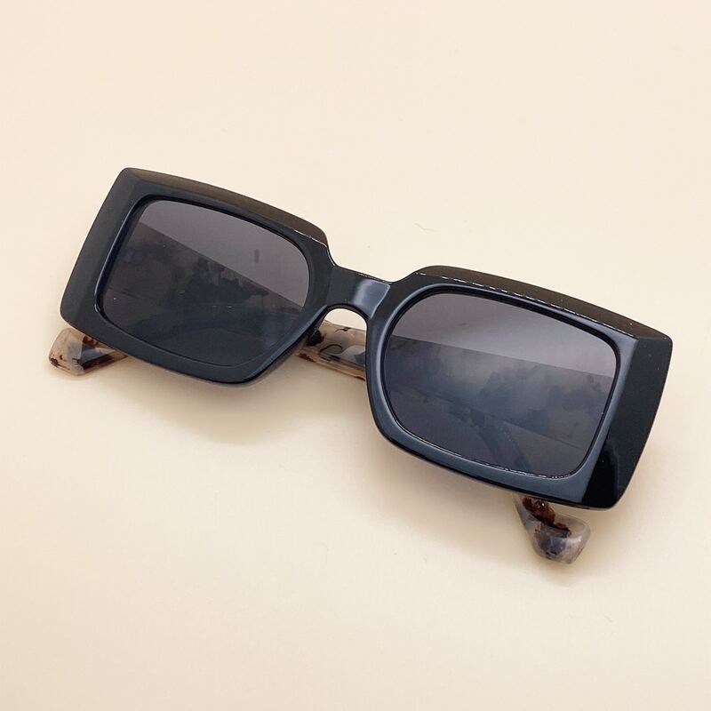 

Rectangle Frame Sunglasses