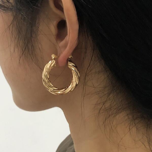 

Twist Hoop Earrings, Gold