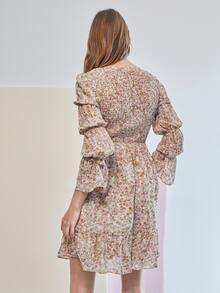 SHEIN 小碎花褶皺袖打褶上身連衣裙 - 彩色 - 查看 2