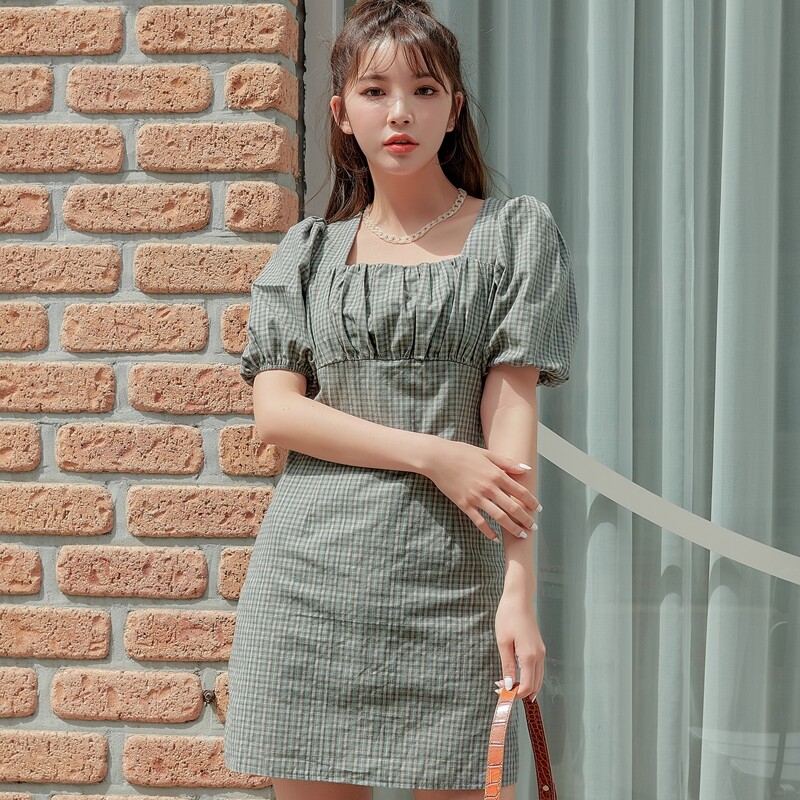 

Plaid Ruched Bust Puff Sleeve Dress, Multicolor