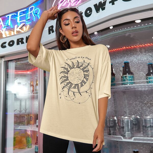 

Sun & Letter Graphic Oversized Tee, Khaki