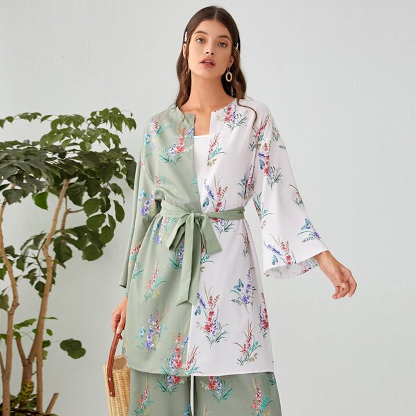 

Bell Sleeve Self Belted Floral Print Two Tone Kimono, Multicolor
