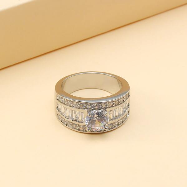 

Zircon Decor Ring, Silver