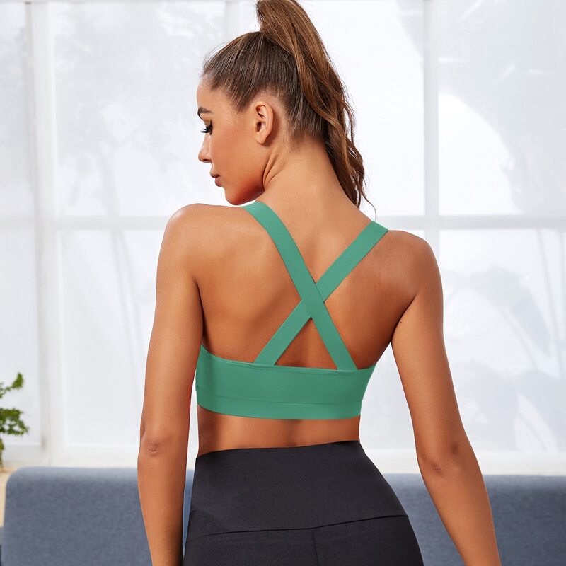 

Medium Support Crisscross Sports Bra, Green