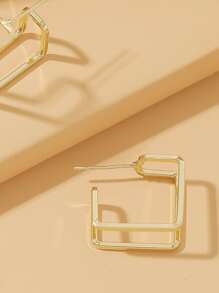 Hollow Out Earrings - Yellow Gold - View 3