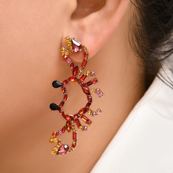 

Rhinestone Animal Decor Earrings, Red
