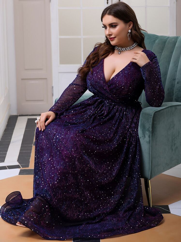 Vestido con escote cruzado, cinturón y detalles con brillo en talla grande - Morado - Añade 5