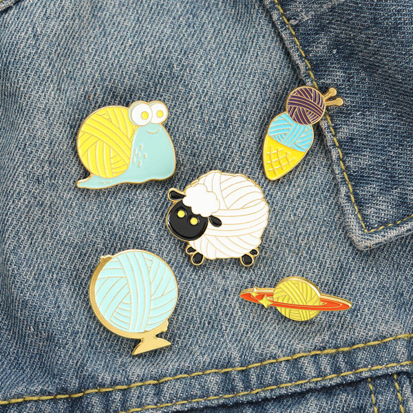 

5pcs Cartoon Brooch, Multicolor