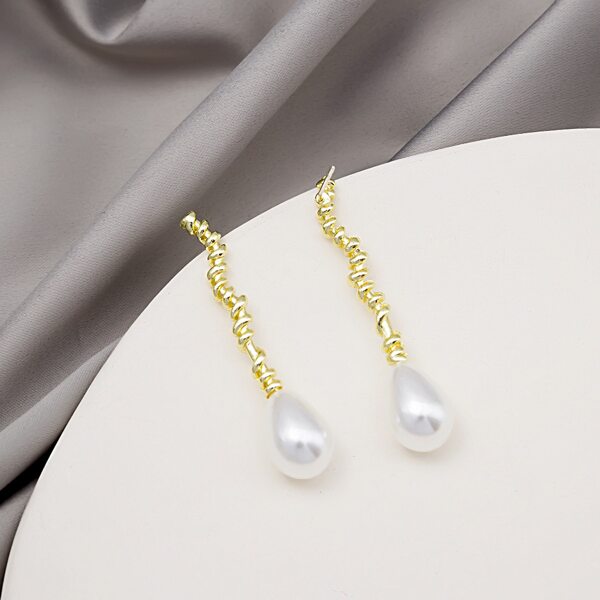

Faux Pearl Decor Earrings, Gold