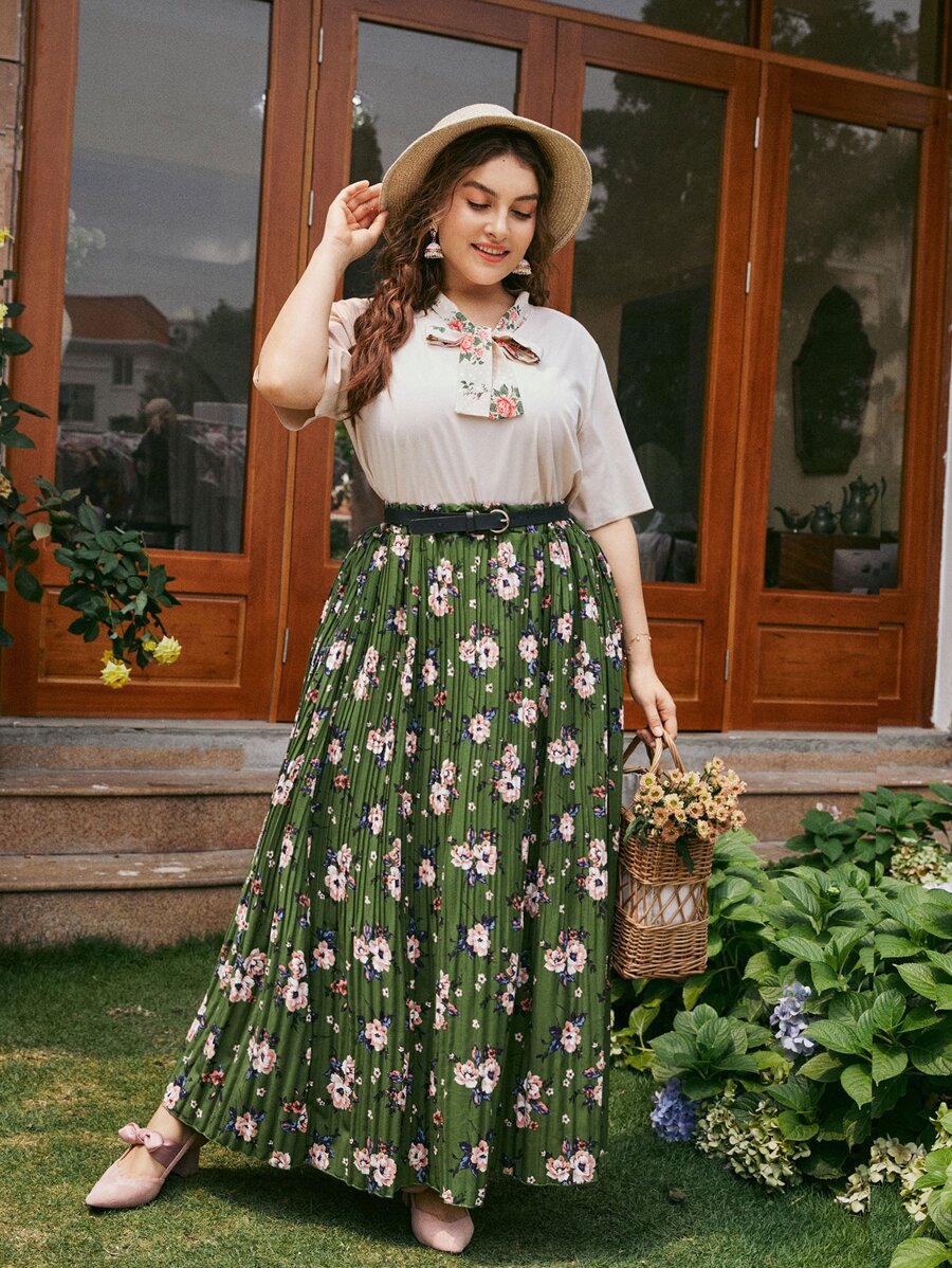 Plus Allover Floral Pleated  Skirt Without Belt - Green - View 1
