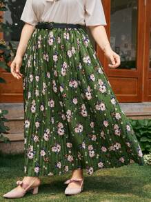 Plus Allover Floral Pleated  Skirt Without Belt - Green - View 4