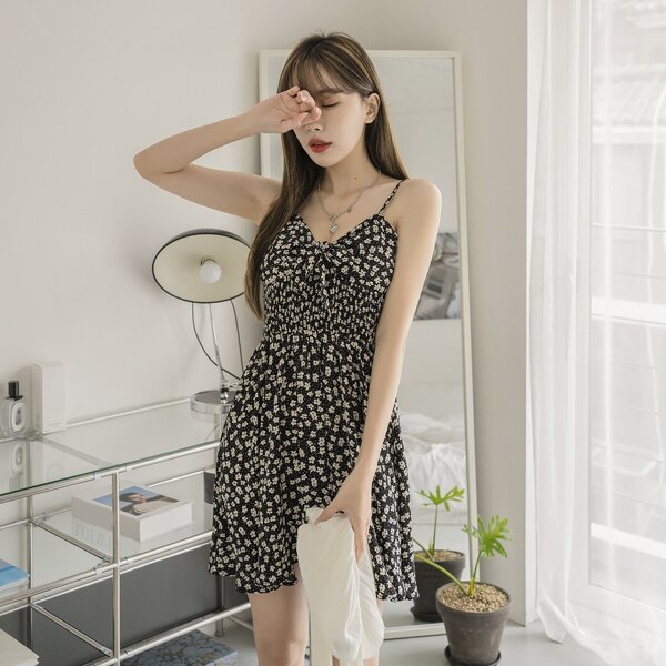 

Knot Front Shirred Waist Ditsy Floral Cami Dress, Black
