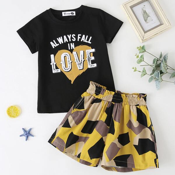 

Girls Slogan Graphic Tee & Paperbag Waist Shorts, Multicolor