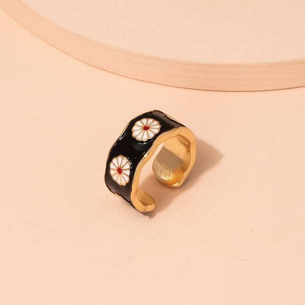 

Flower Pattern Cuff Ring, Multicolor