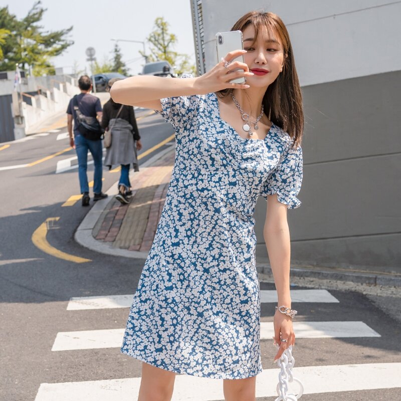 

Ditsy Floral Sweetheart Ruched Front Dress, Blue and white