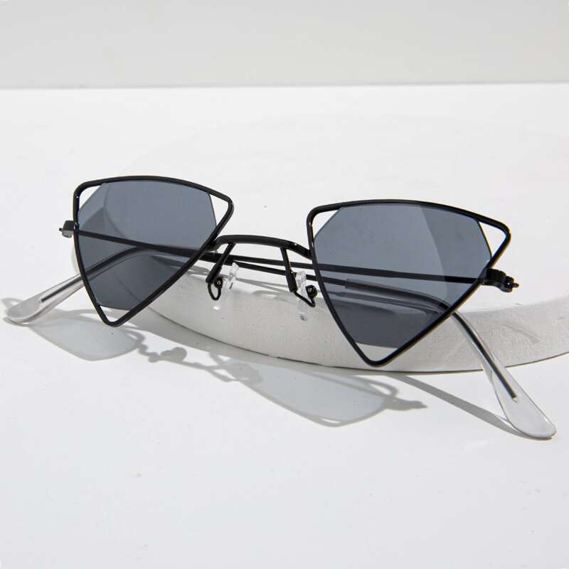 

Triangle Frame Sunglasses