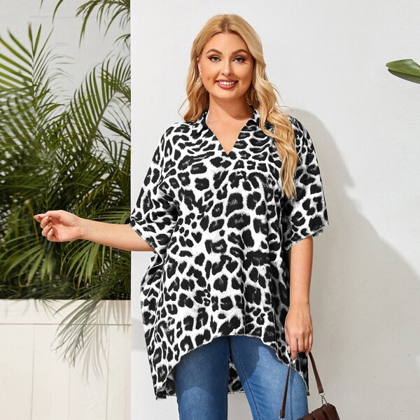 

Plus Leopard Batwing Sleeve Asymmetrical Blouse, Black and white