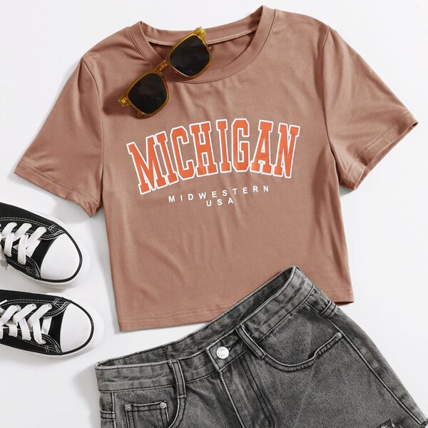 

Letter Graphic Crop Tee, Dusty pink