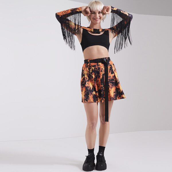 

Buckle Belted Boxy Pleated Fire Print Skirt, Multicolor