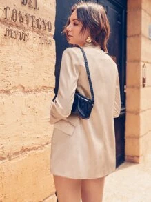 Amiko 翻領翻蓋細節西裝外套和短褲套裝 - 香檳色 - 查看 2