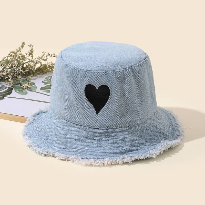 

Heart Print Bucket Hat, Blue