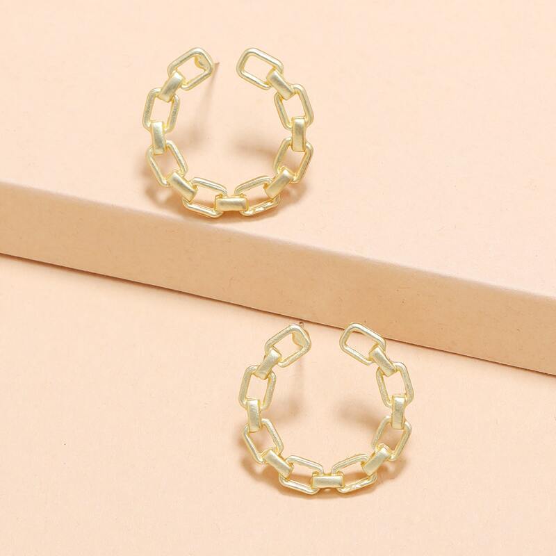 

Chain Design Earrings, Gold