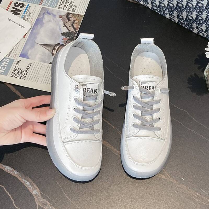 

Colorblock Sole Lace-up Skate Shoes, White