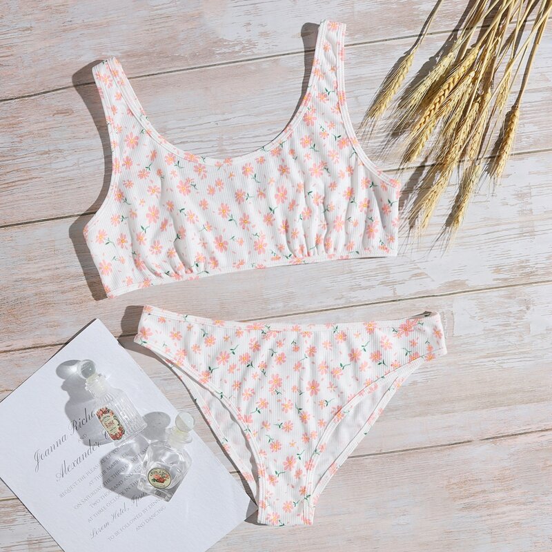 

Ditsy Floral Lingerie Set, Multicolor