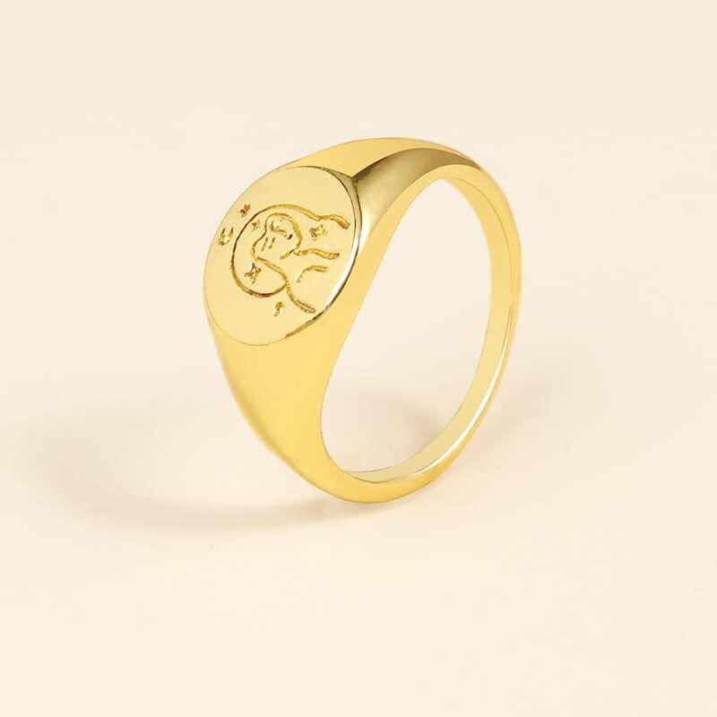 

Figure Engraved Decor Ring, Gold