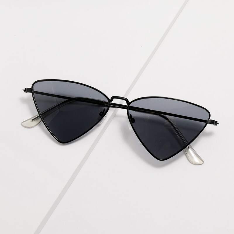 

Triangle Frame Sunglasses, Black