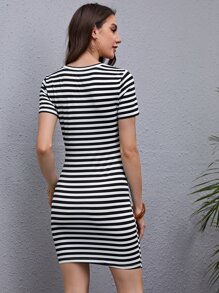 SHEIN LUNE 不對稱下擺條紋洋裝 - 黑與白 - 查看 2