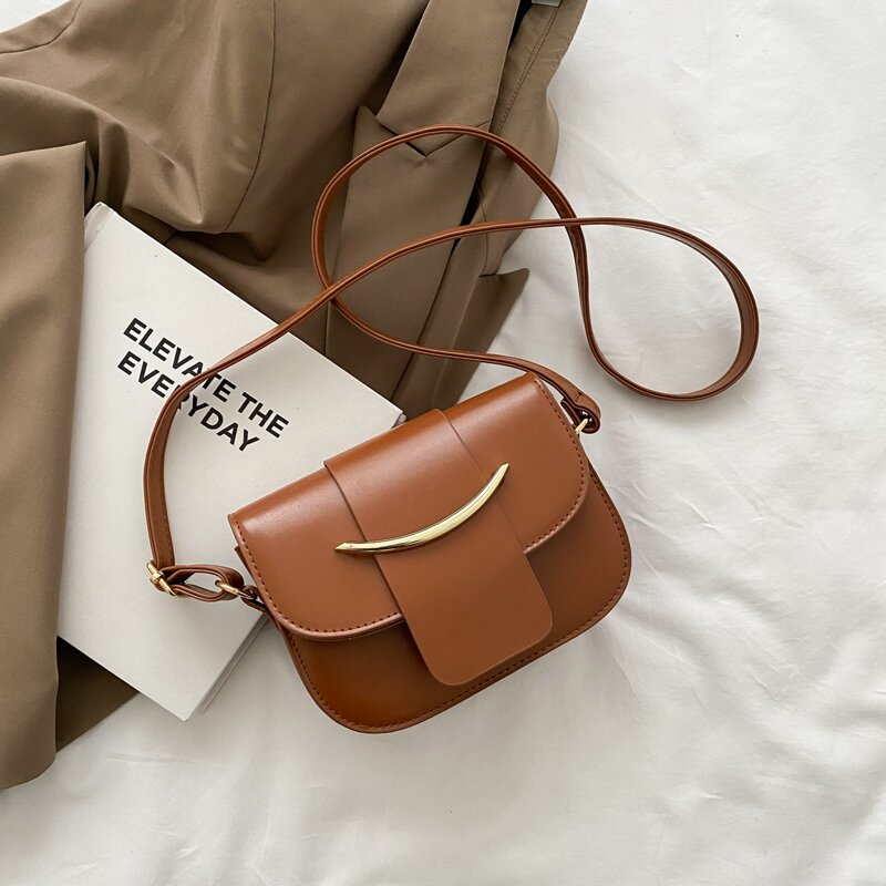

Solid Saddle Bag, Brown