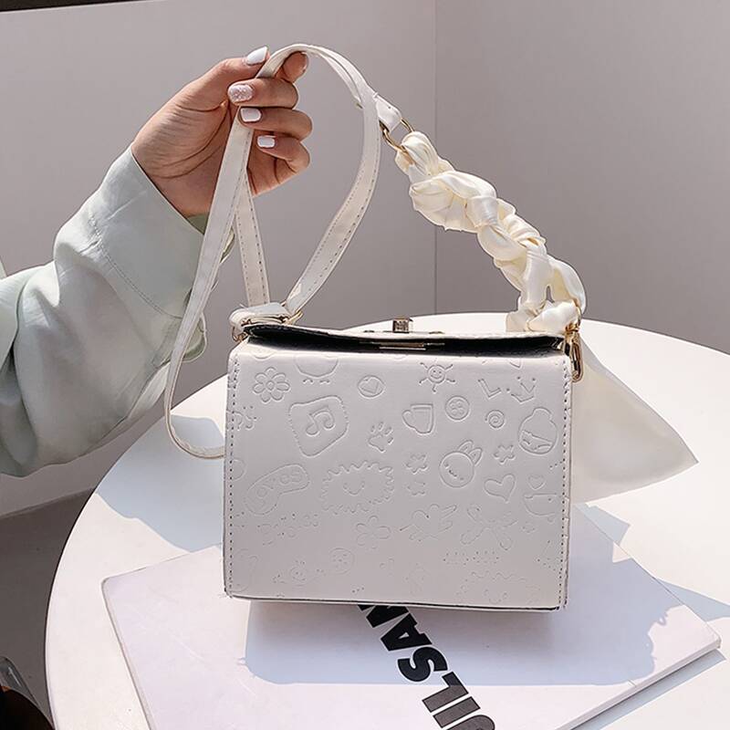

Cartoon Embossed Box Bag, White