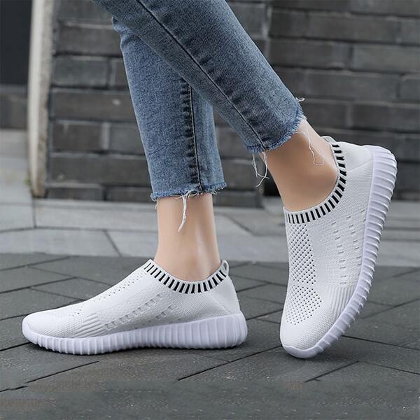 

Slip On Knit Running Shoes, White