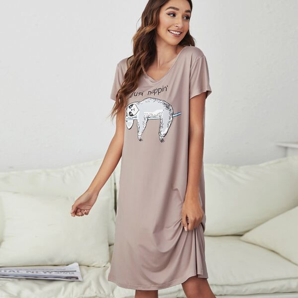 

Letter & Cartoon Graphic Nightdress, Dusty pink