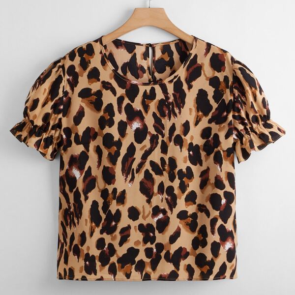 

Plus Allover Print Keyhole Back Blouse, Multicolor