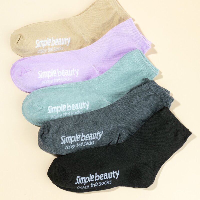 

5pairs Letter Graphic Crew Socks, Multicolor